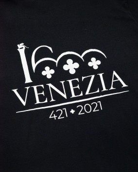 Black t-shirt white Venezia 1600 logotype venezia 1600